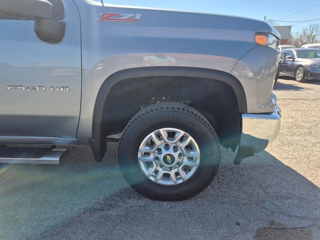 Used 2024 Chevrolet Silverado 2500 W/T w/ WT Convenience Package image 9