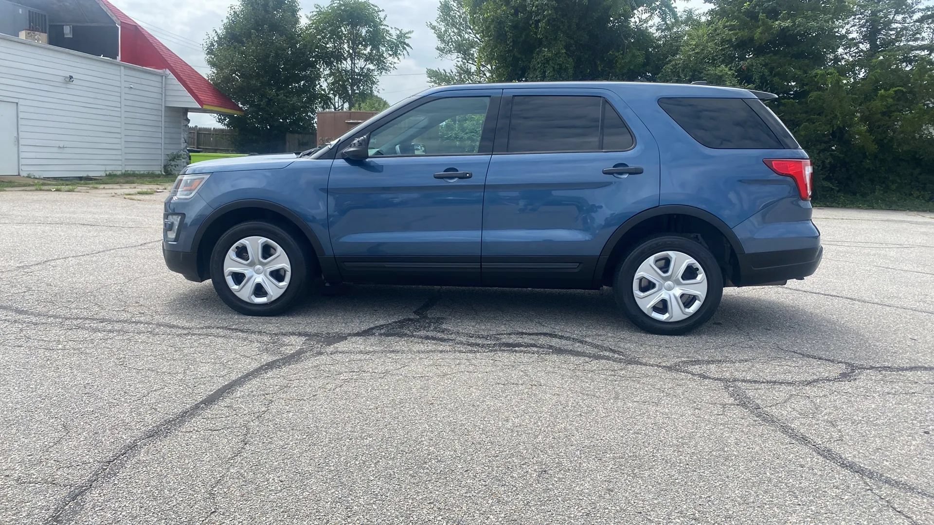 Used 2018 Ford Explorer 4WD Police Interceptor image 2