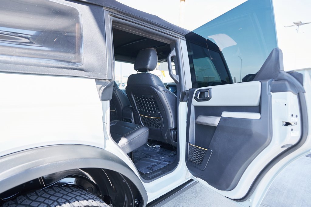 Used 2022 Ford Bronco Badlands image 14