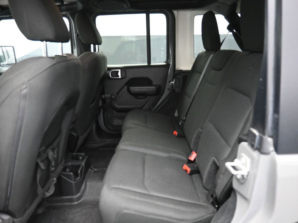 Used 2022 Jeep Wrangler Unlimited Sport image 7