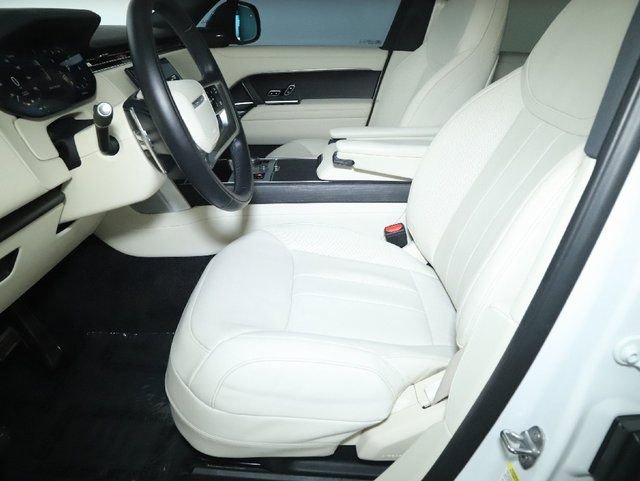 Certified 2023 Land Rover Range Rover SE AWD/4WD image 17