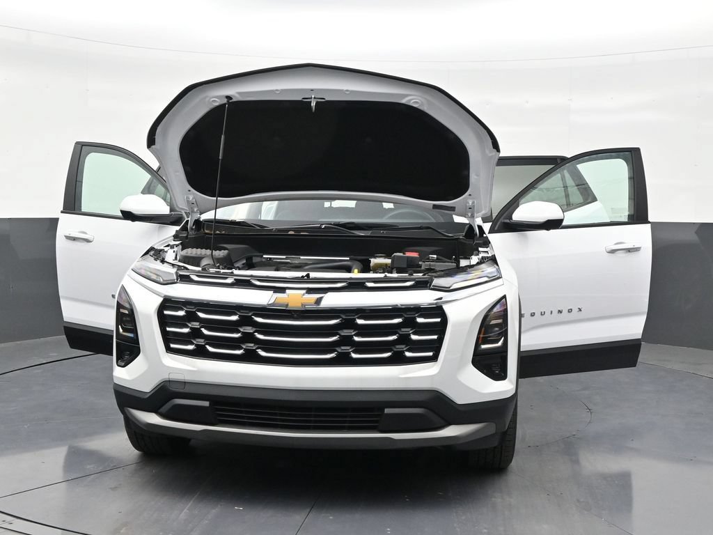 Used 2025 Chevrolet Equinox LT w/ Safety and Technology Package FWD image 33