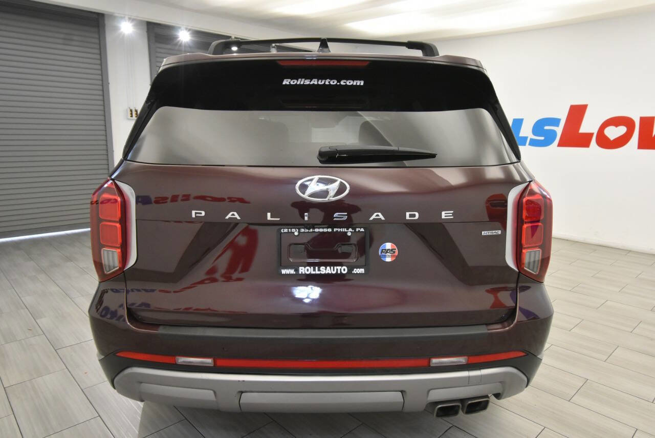 Used 2024 Hyundai Palisade Limited image 4