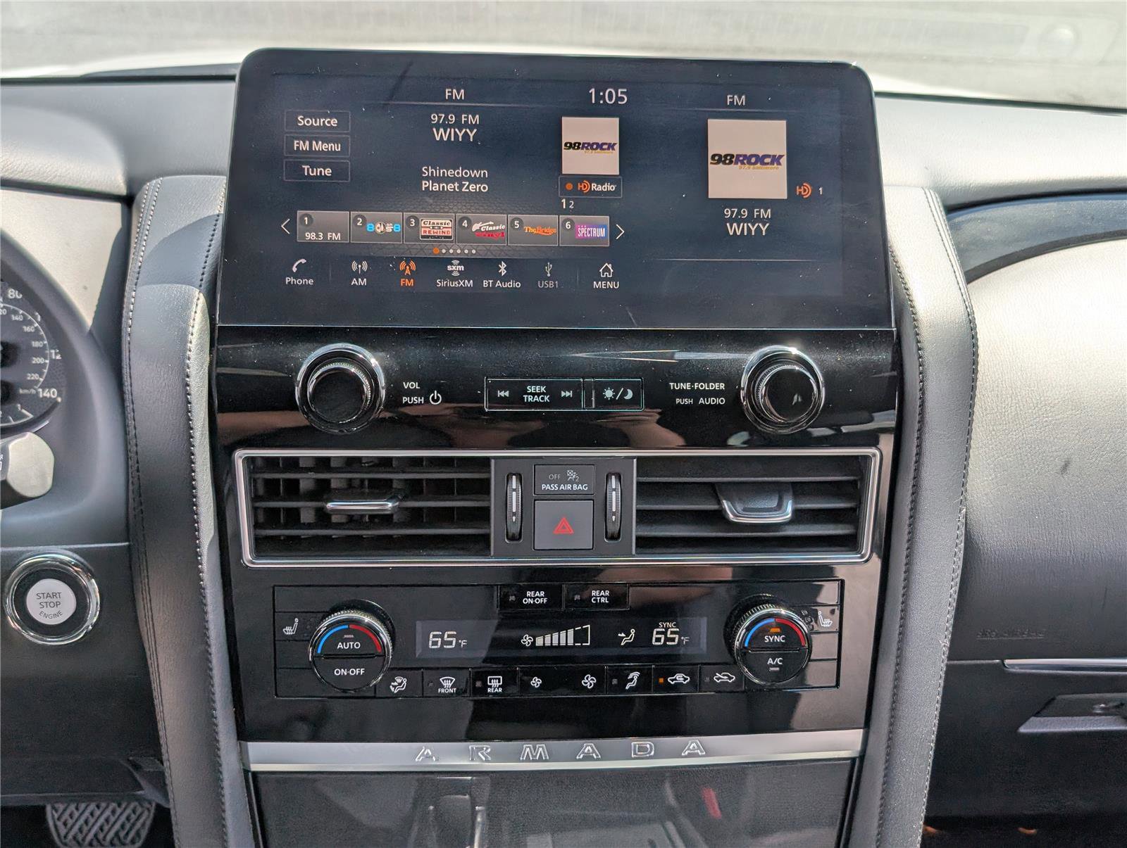 Used 2023 Nissan Armada SL w/ Midnight Edition Package image 19