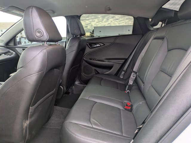 Used 2022 Chevrolet Malibu LT w/ Leather Package image 12