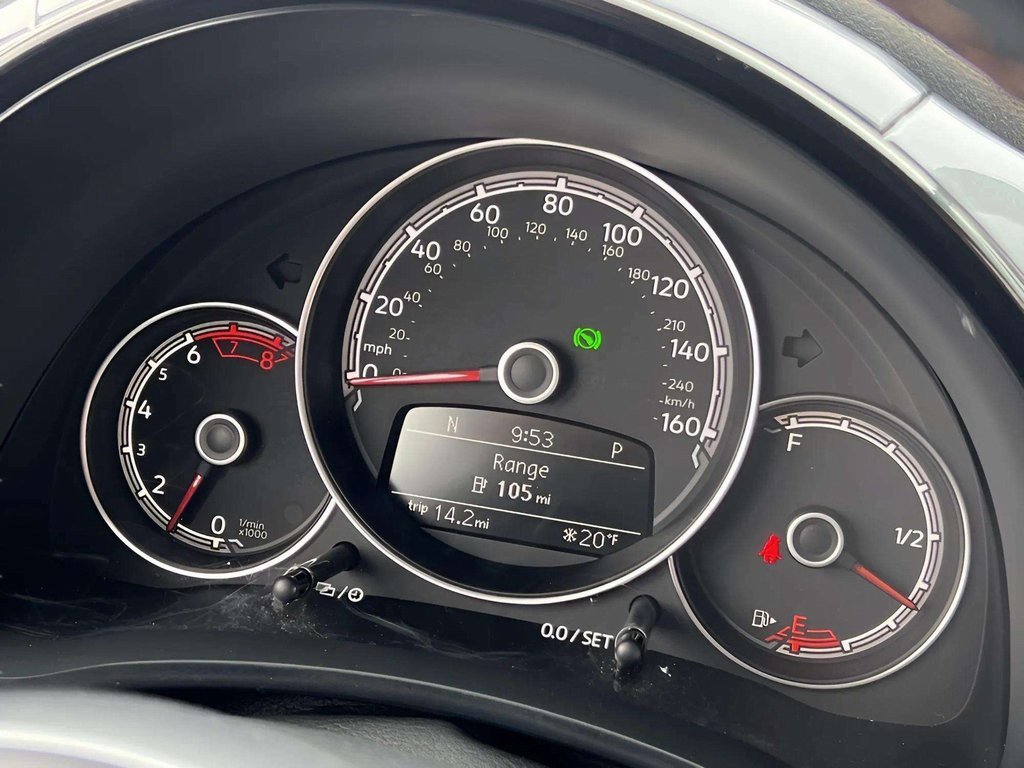 Used 2017 Volkswagen Beetle 1.8T Classic image 22