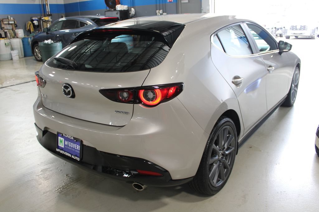 Used 2023 MAZDA MAZDA3 s FWD image 25
