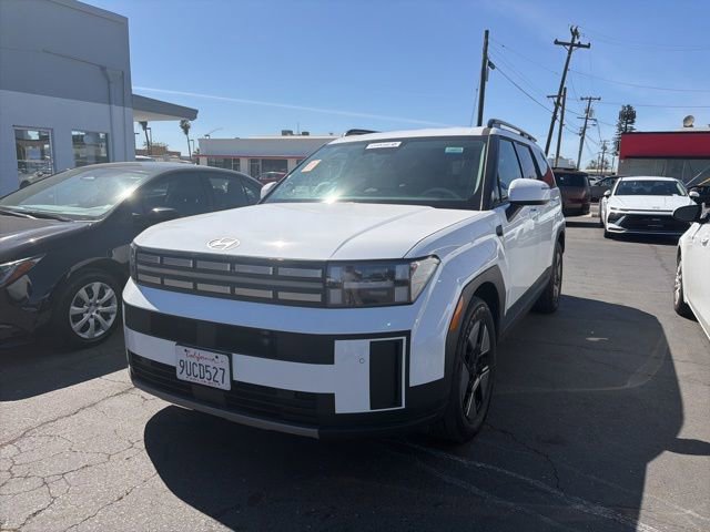 Used 2025 Hyundai Santa Fe SEL image 1