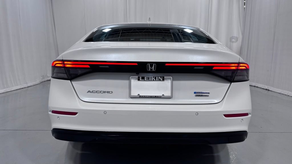 Used 2023 Honda Accord Touring image 7