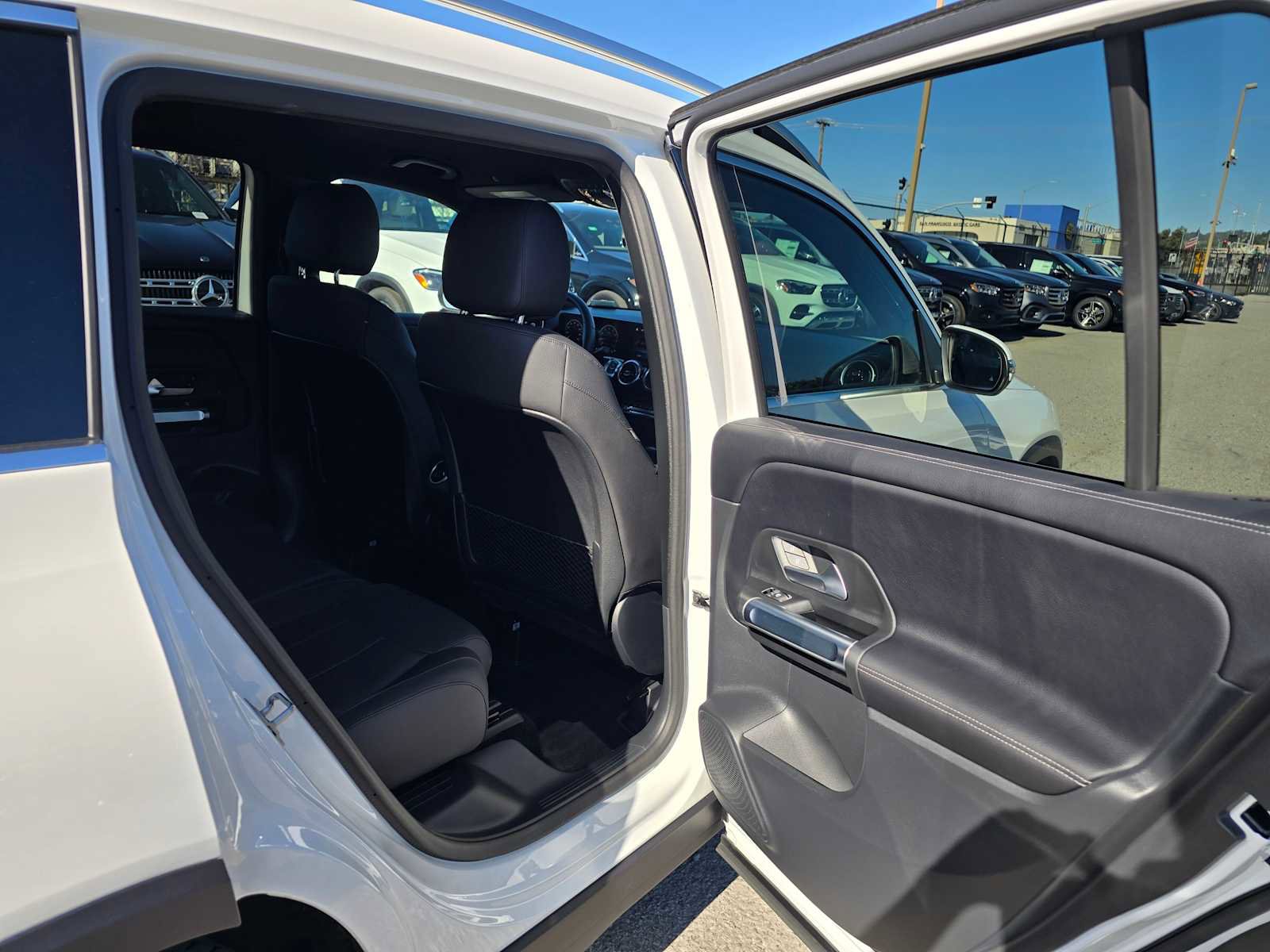 Used 2026 Mercedes-Benz GLB 250 image 14