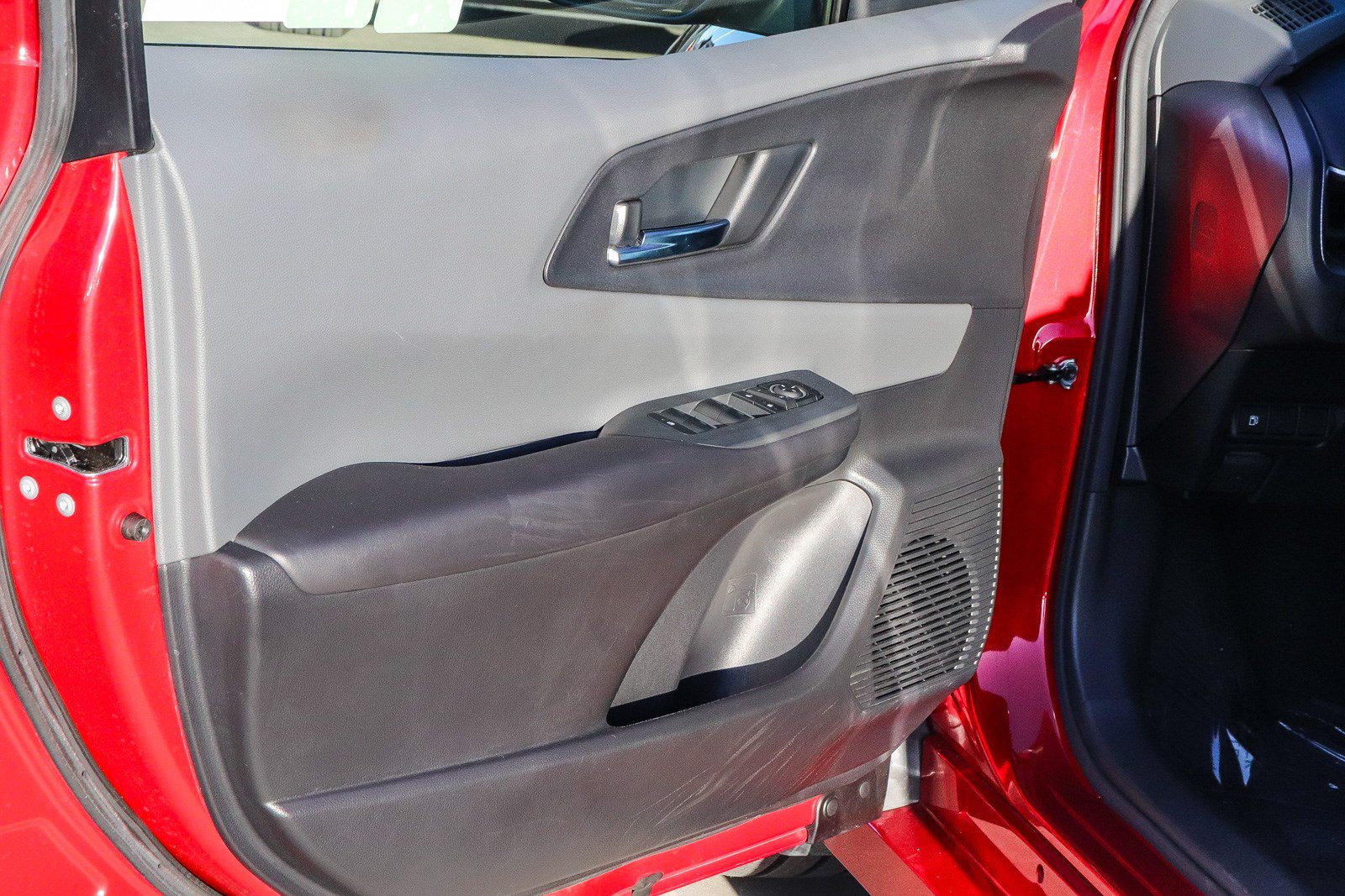 Certified 2024 Toyota Prius XLE AWD/4WD image 23