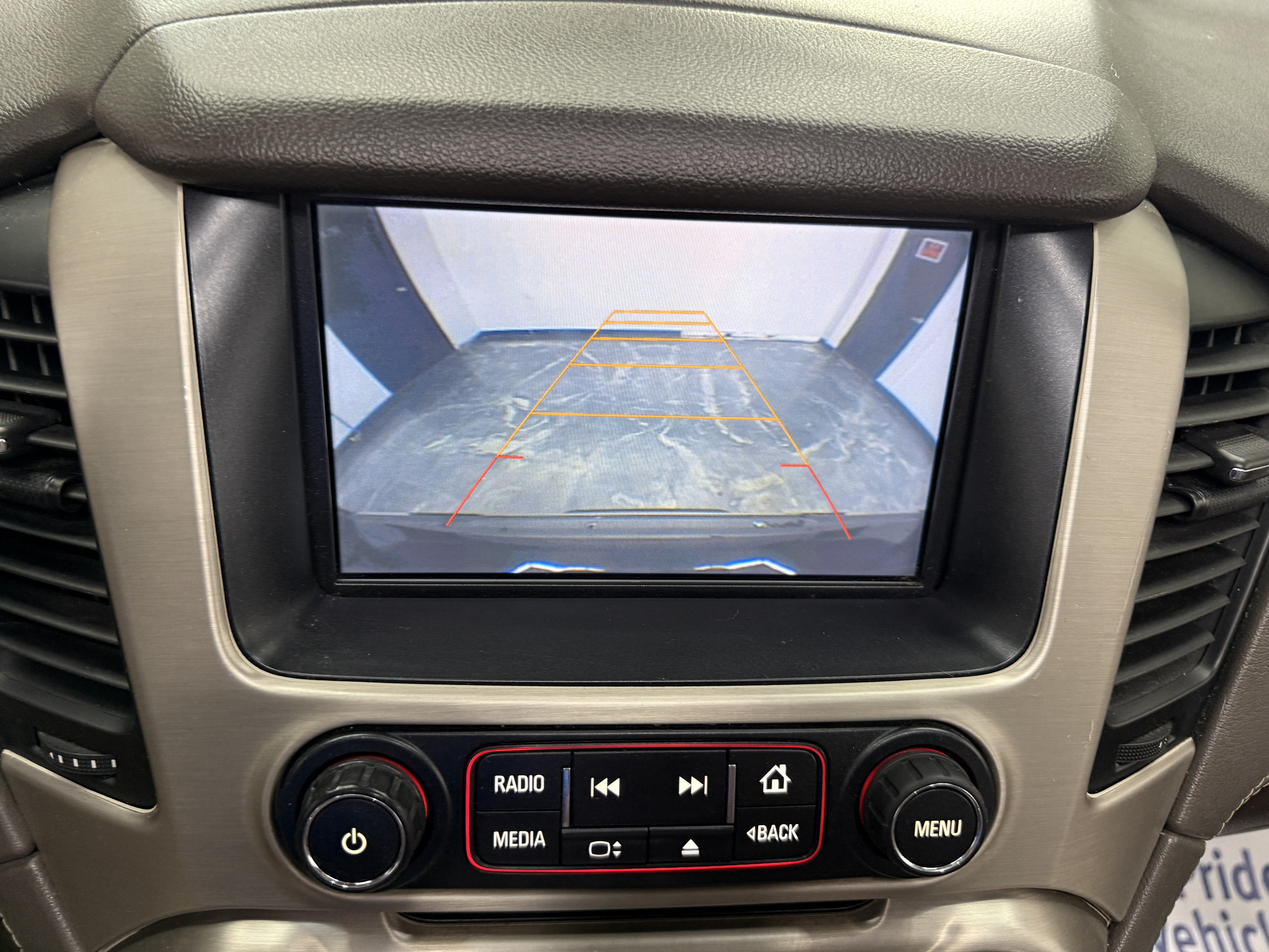 Used 2015 GMC Yukon Denali w/ Open Road Package AWD/4WD image 19