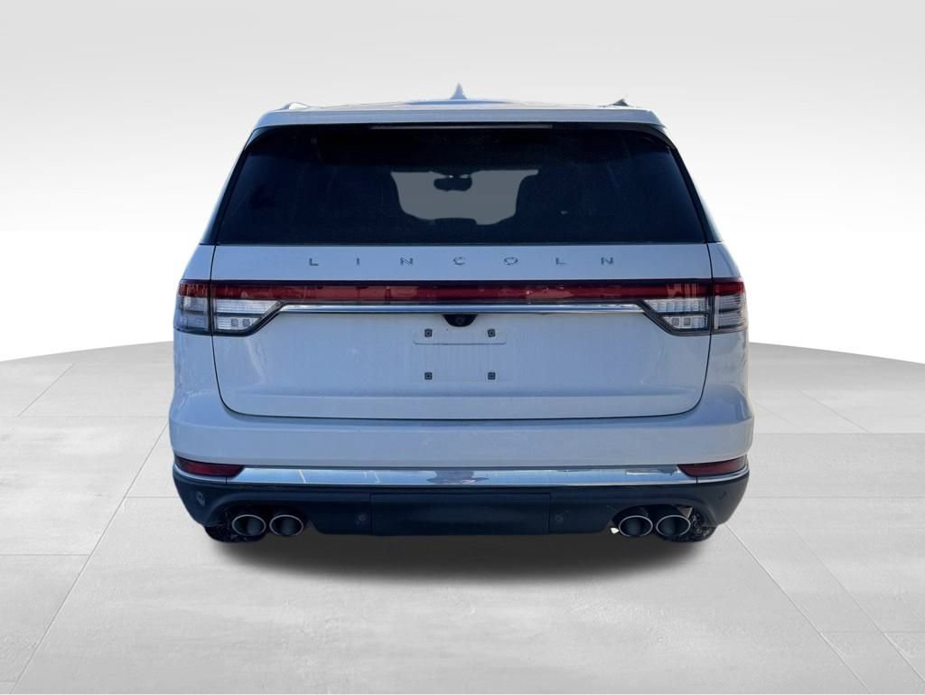 Used 2021 Lincoln Aviator Reserve w/ Equipment Group 202A image 8