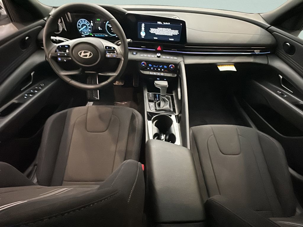 New 2026 Hyundai Elantra Sport image 16