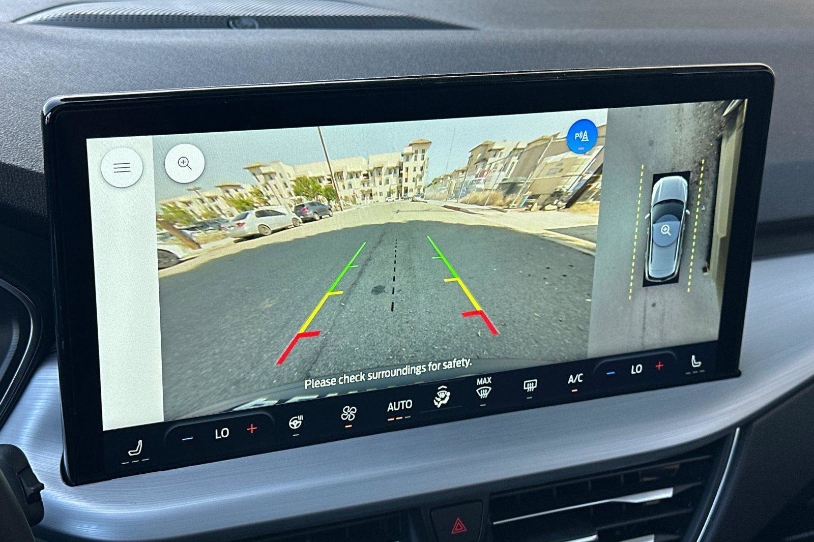 New 2025 Ford Escape SE w/ PHEV Premium Package image 17