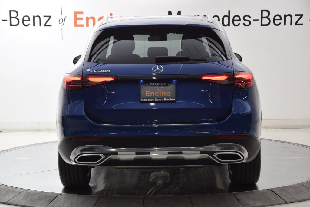 Certified 2026 Mercedes-Benz GLC 300 image 5