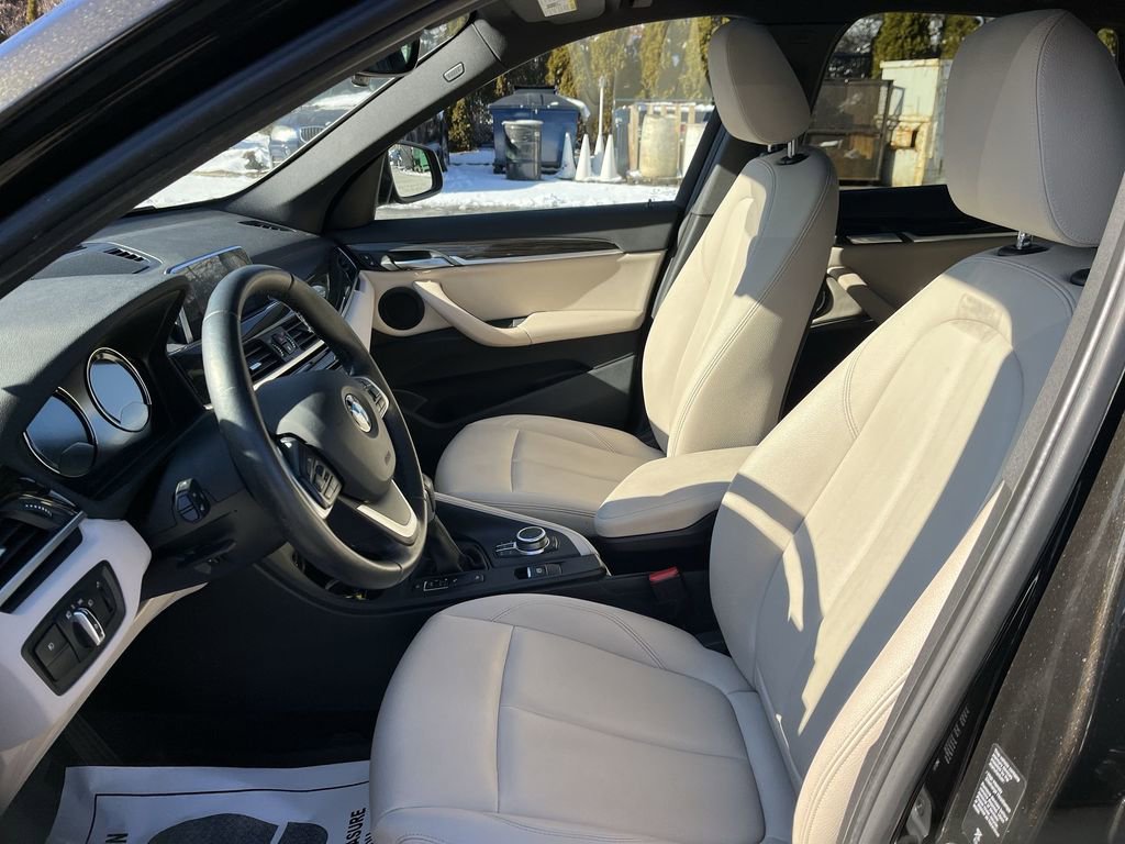 Used 2019 BMW X1 xDrive28i w/ Convenience Package image 11