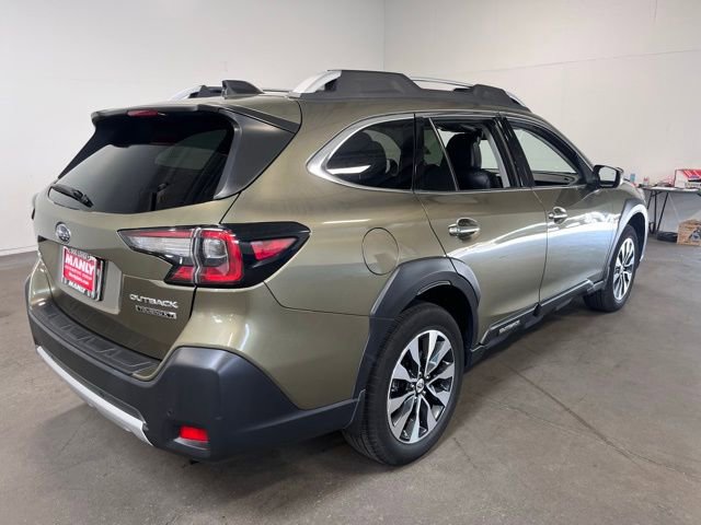 Used 2023 Subaru Outback Touring XT image 3
