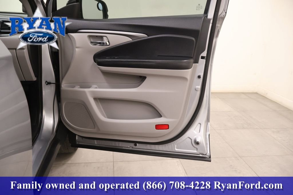 Used 2019 Honda Ridgeline RTL-T image 15