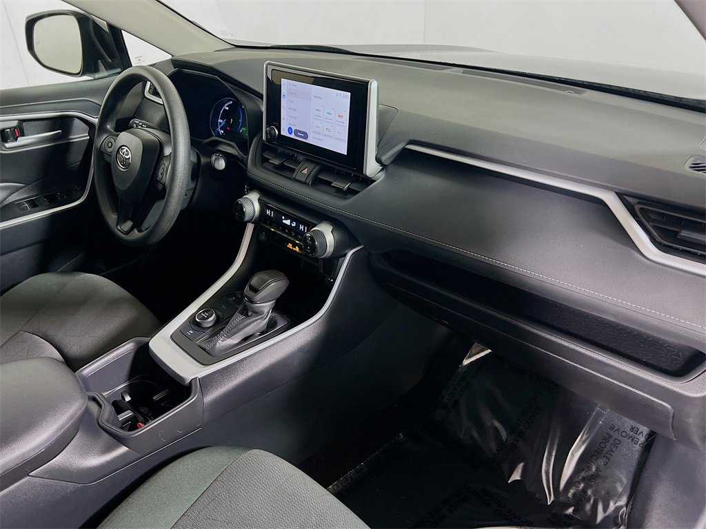 Certified 2025 Toyota RAV4 XLE image 25