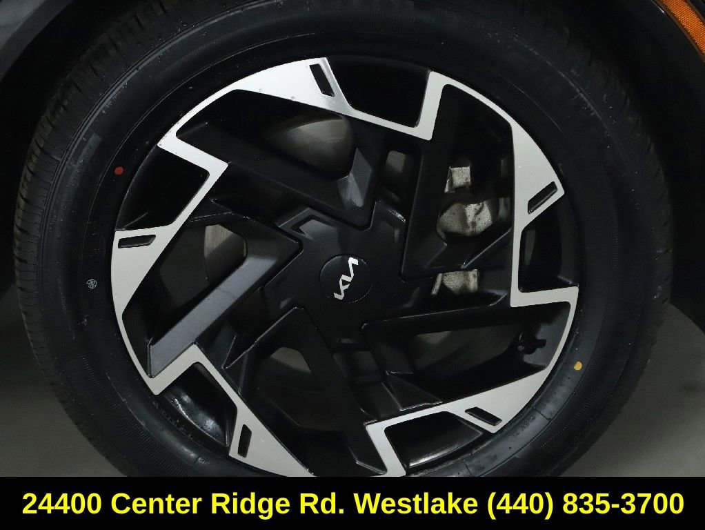 Used 2023 Kia Sportage SX image 10
