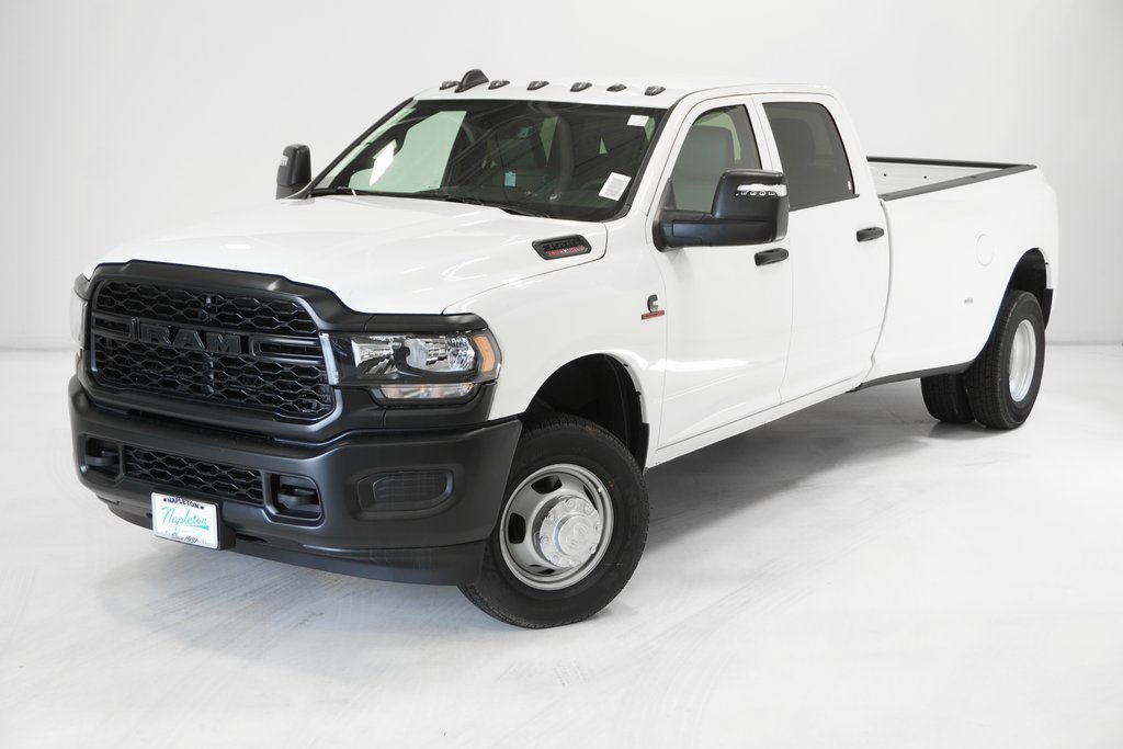 Used 2024 RAM 3500 Tradesman image 2