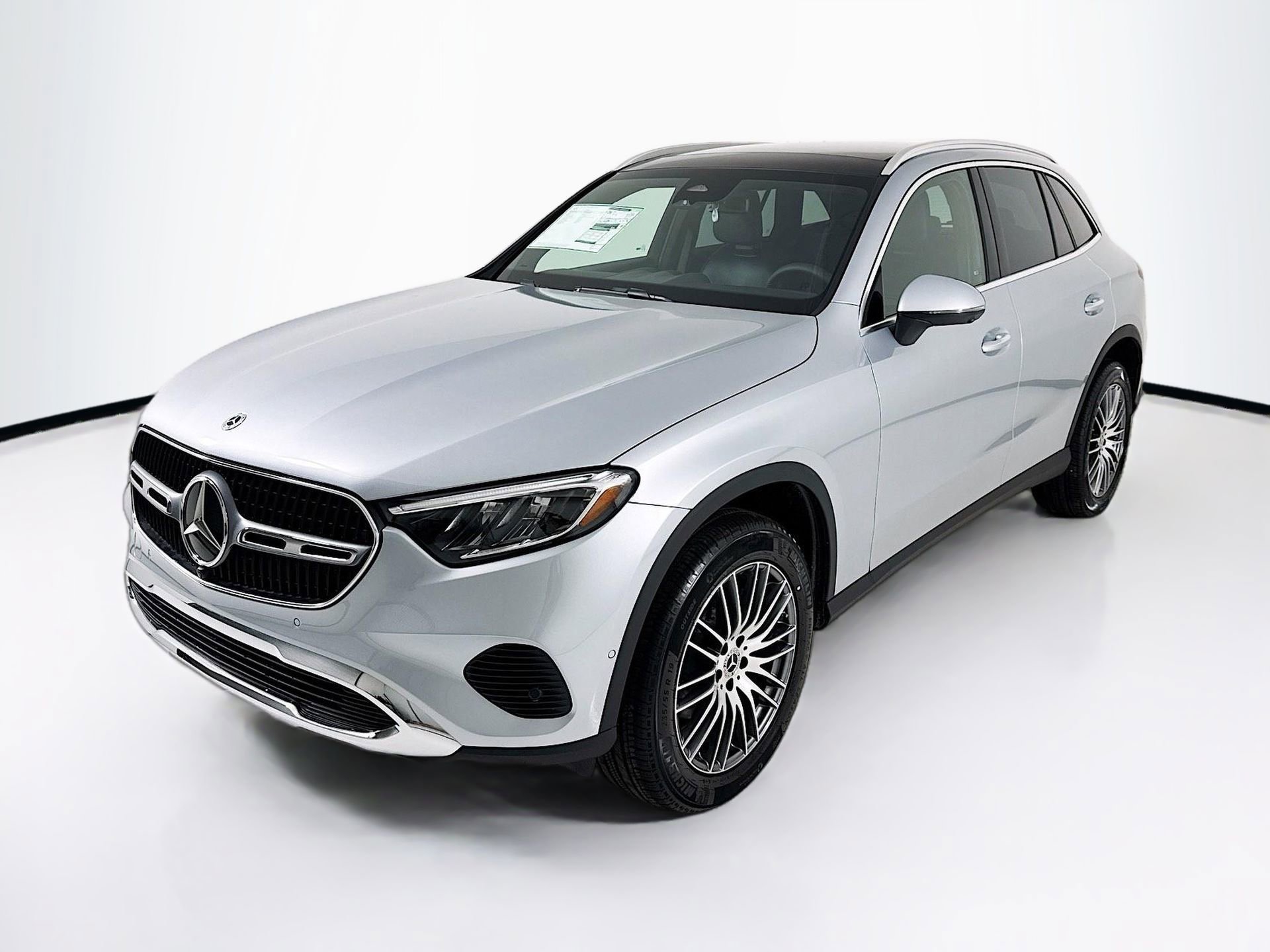 New 2026 Mercedes-Benz GLC 300 4MATIC image 3