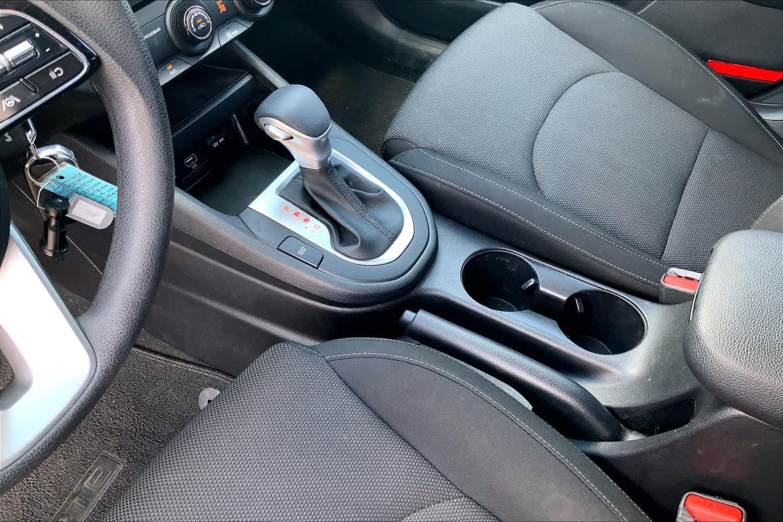 Certified 2023 Kia Forte LXS w/ LXS Technology Package FWD image 17