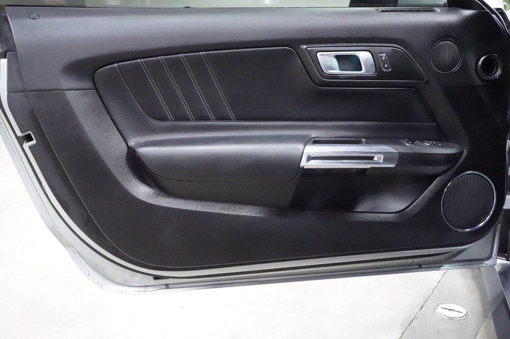 Used 2022 Ford Mustang GT Premium w/ Ford Safe & Smart Package RWD image 9