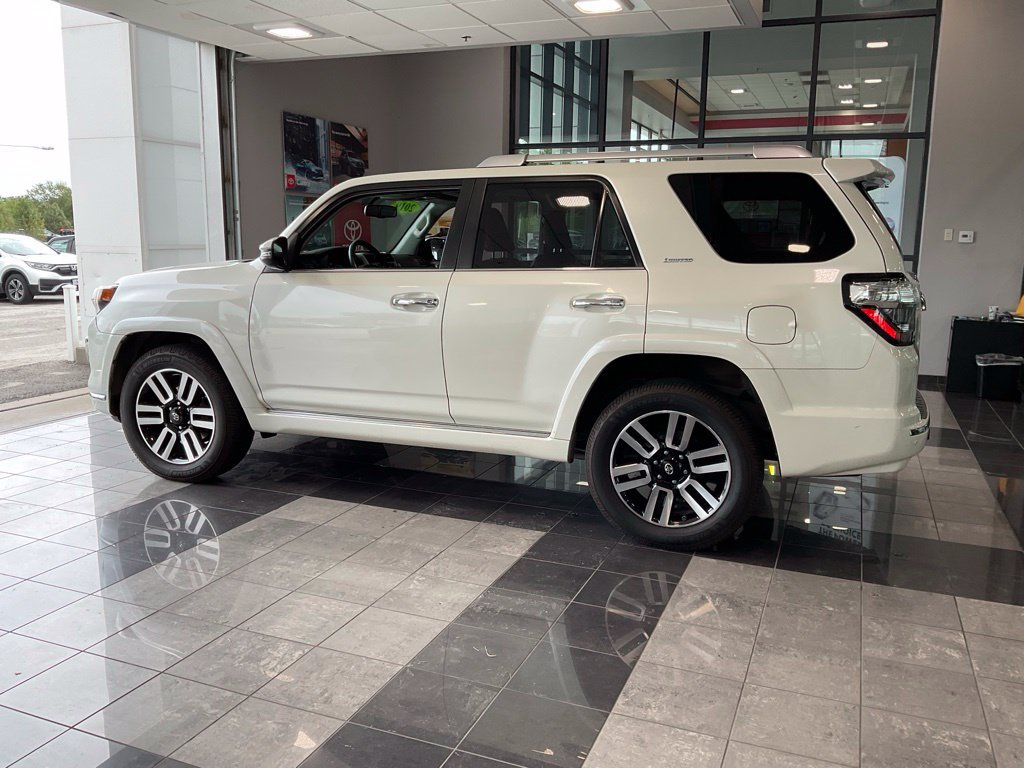 Used 2019 Toyota 4Runner Limited AWD/4WD image 4