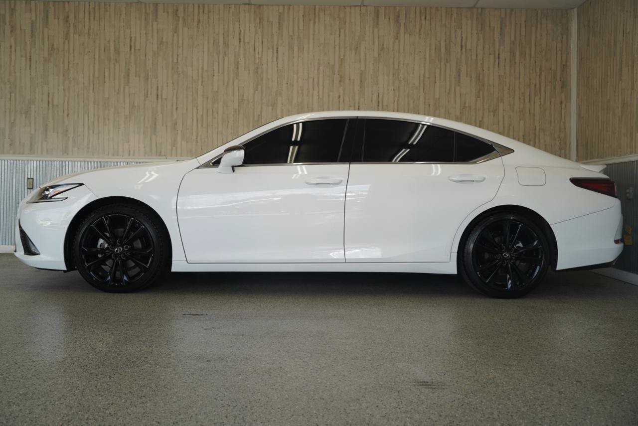 Used 2022 Lexus ES 350 F Sport w/ Accessory Package FWD image 5