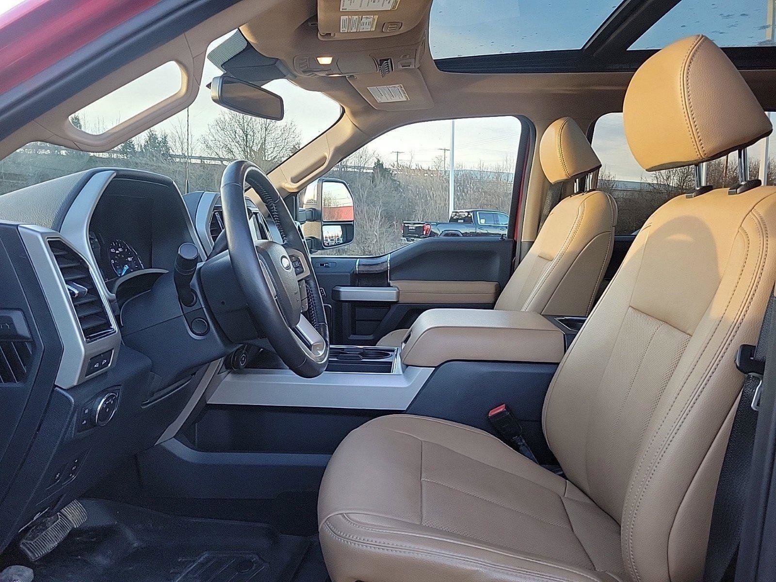 Used 2022 Ford F350 Lariat w/ Lariat Ultimate Package image 15