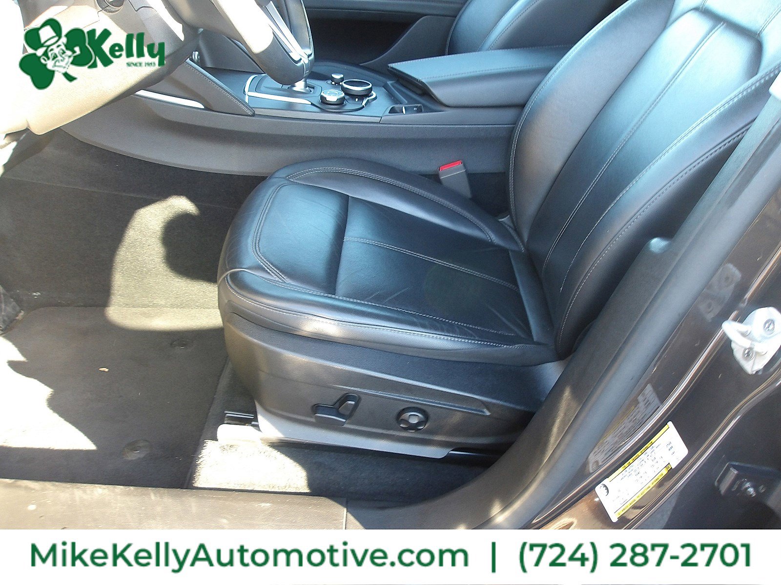 Used 2018 Alfa Romeo Stelvio AWD image 12