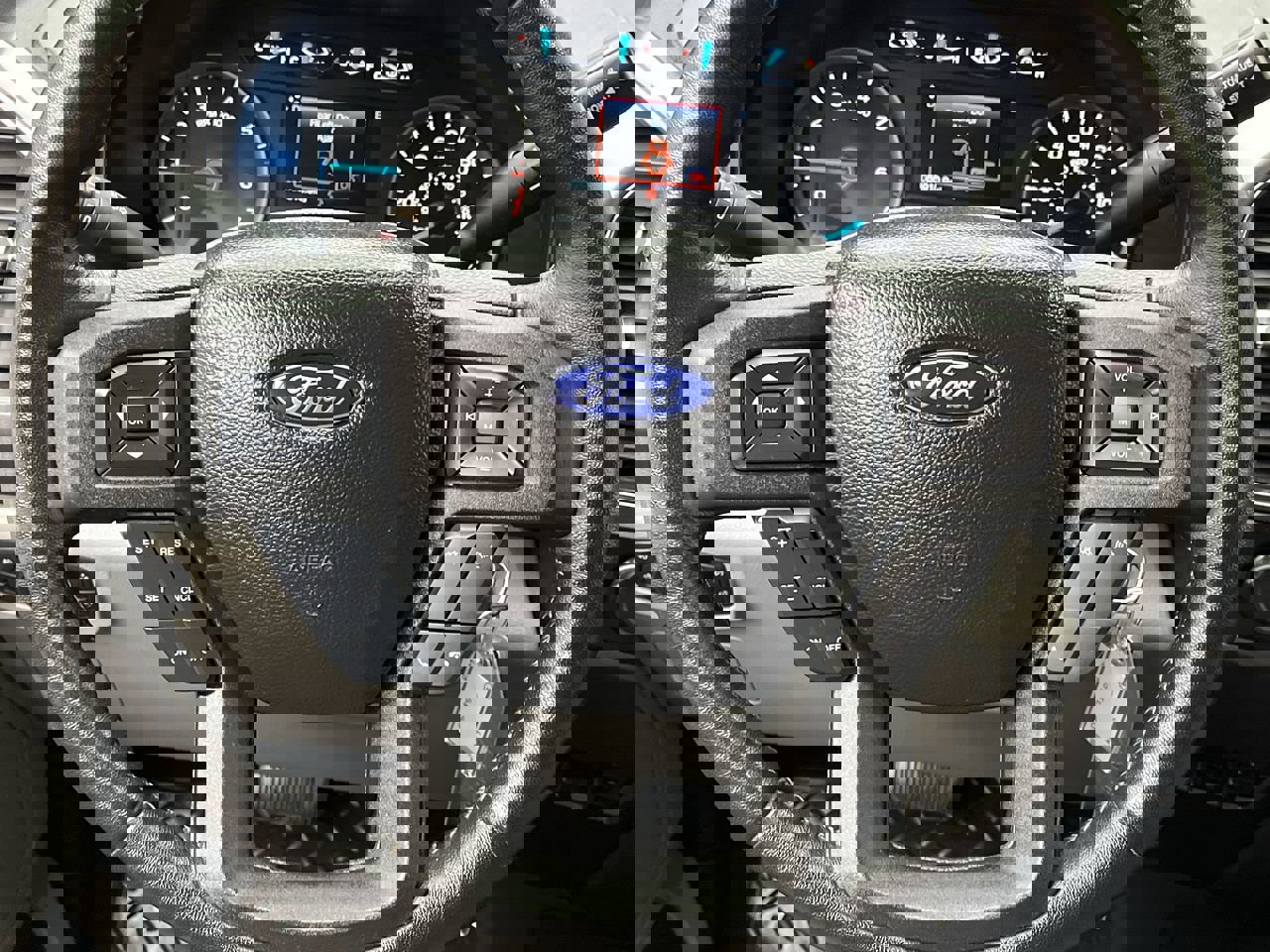 Used 2017 Ford F150 XLT w/ Equipment Group 302A Luxury image 23