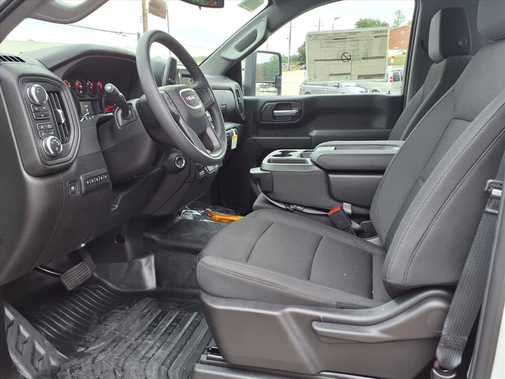 New 2025 GMC Sierra 3500 Pro w/ Convenience Package AWD/4WD image 15