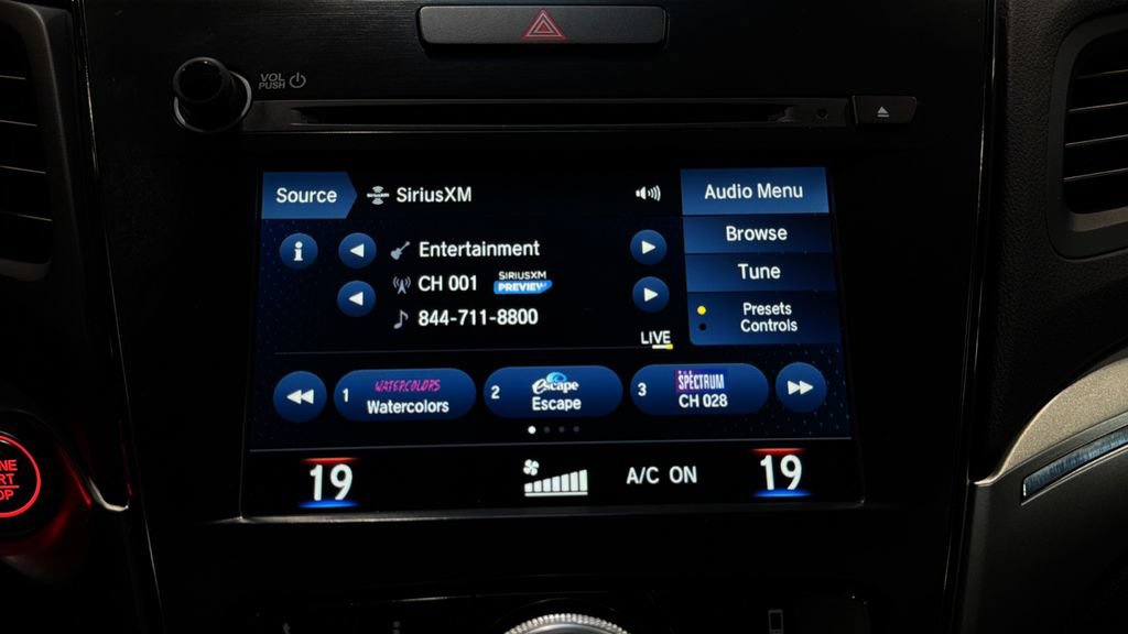 Used 2020 Acura ILX w/ Premium Package FWD image 27