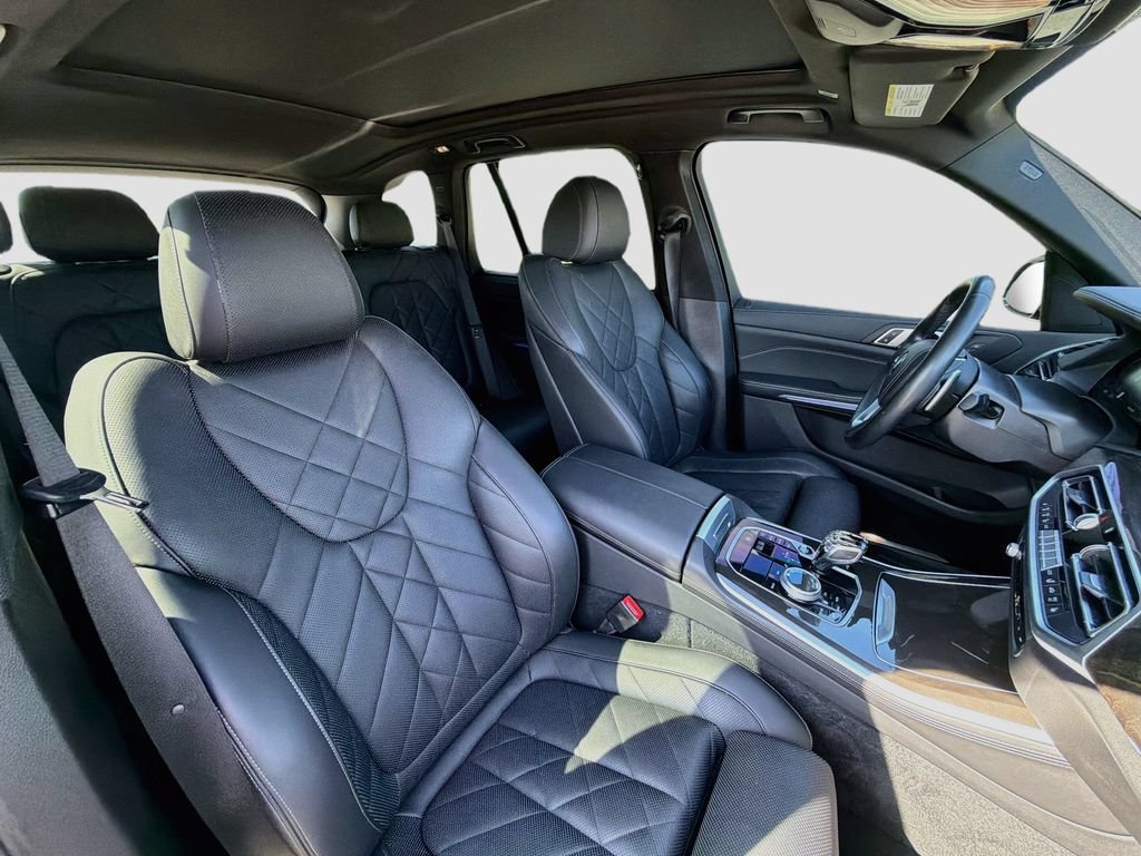 Used 2023 BMW X5 xDrive40i w/ Premium Package AWD/4WD image 15