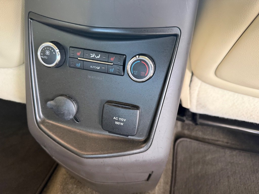 Used 2018 Lincoln MKT AWD w/ Technology Package image 42