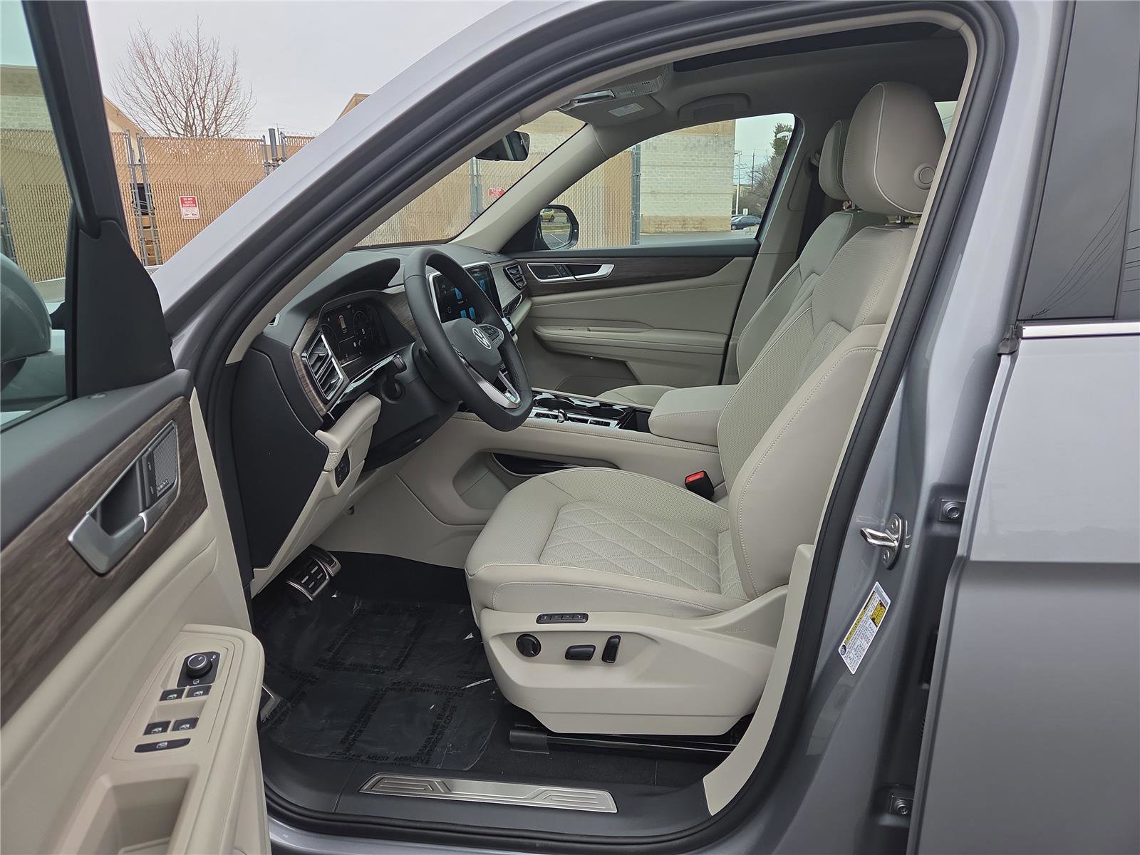 New 2026 Volkswagen Atlas SEL Premium R-Line image 13