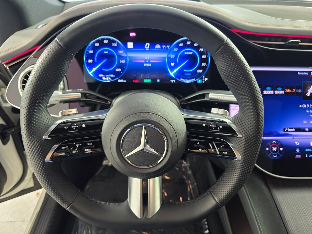 Used 2023 Mercedes-Benz EQS 580 4MATIC Sedan image 19