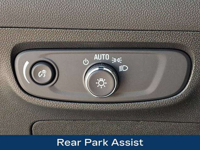 Used 2026 Buick Encore GX Avenir w/ Avenir Technology Package AWD/4WD image 9
