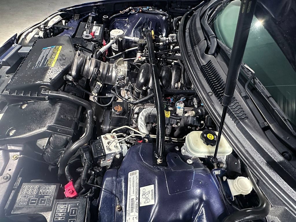 Used 2002 Chevrolet Camaro Z28 w/ SS Performance/Appearance Pkg RWD image 27