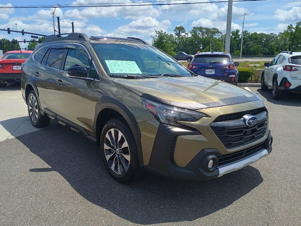 Certified 2025 Subaru Outback Limited AWD/4WD image 3