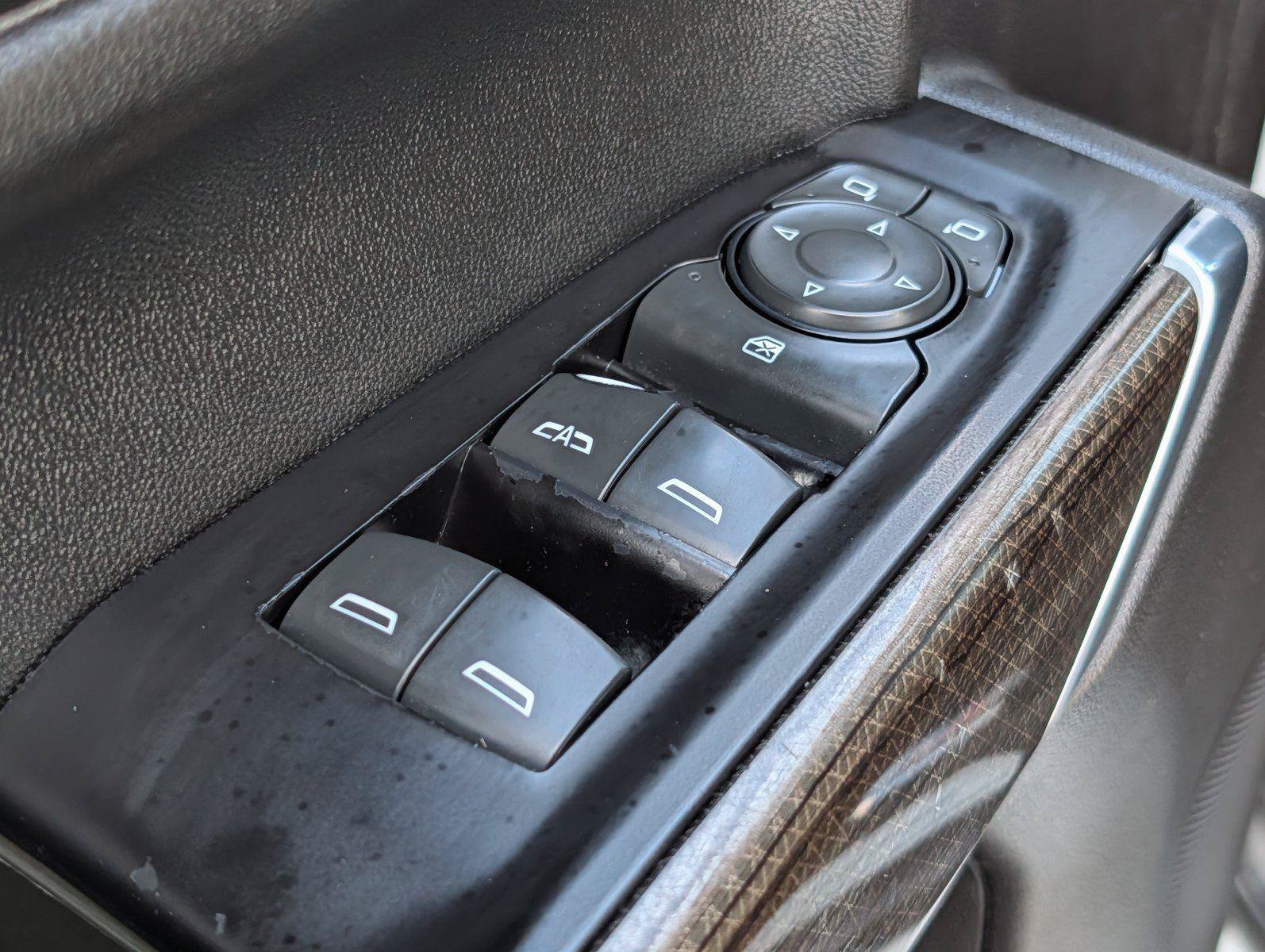 Used 2020 Chevrolet Silverado 1500 LT w/ Texas Edition AWD/4WD image 16