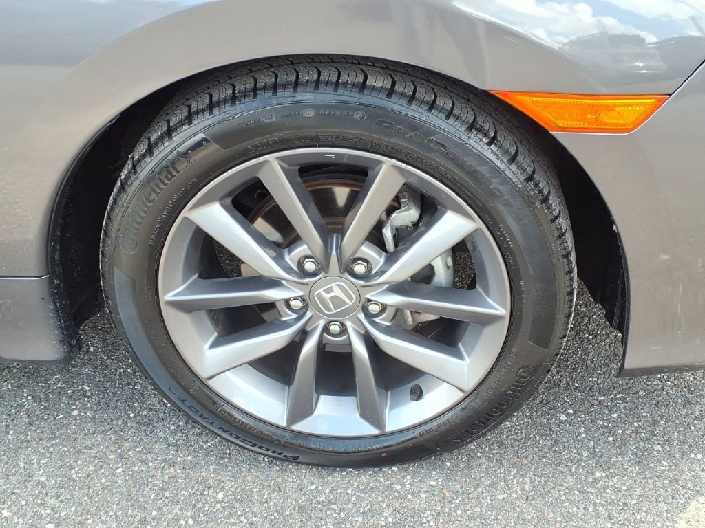 Used 2019 Honda Civic EX-L image 9
