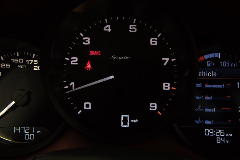 Used 2021 Porsche 718 Boxster Spyder RWD image 29