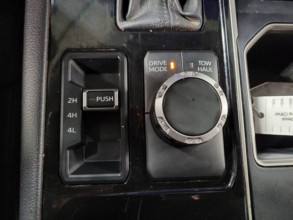 Used 2023 Toyota Tundra Limited AWD/4WD image 15