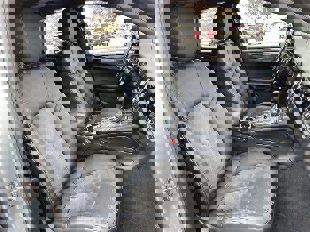 Used 2021 Porsche Macan image 24