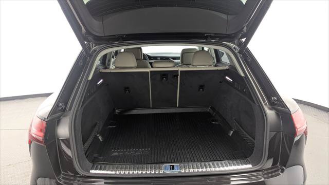Used 2024 Audi Q8 e-tron Premium Plus AWD/4WD image 18