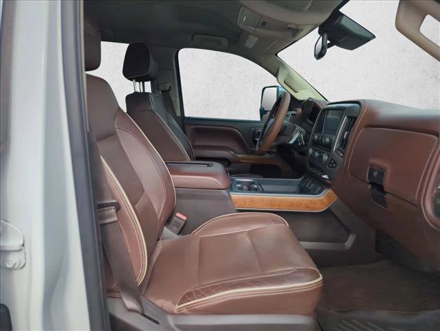 Used 2016 Chevrolet Silverado 3500 High Country w/ Duramax Plus Package image 13
